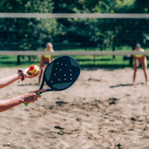 Beach Tennis em Uberlândia: Sol, Areia e Competição Saudável